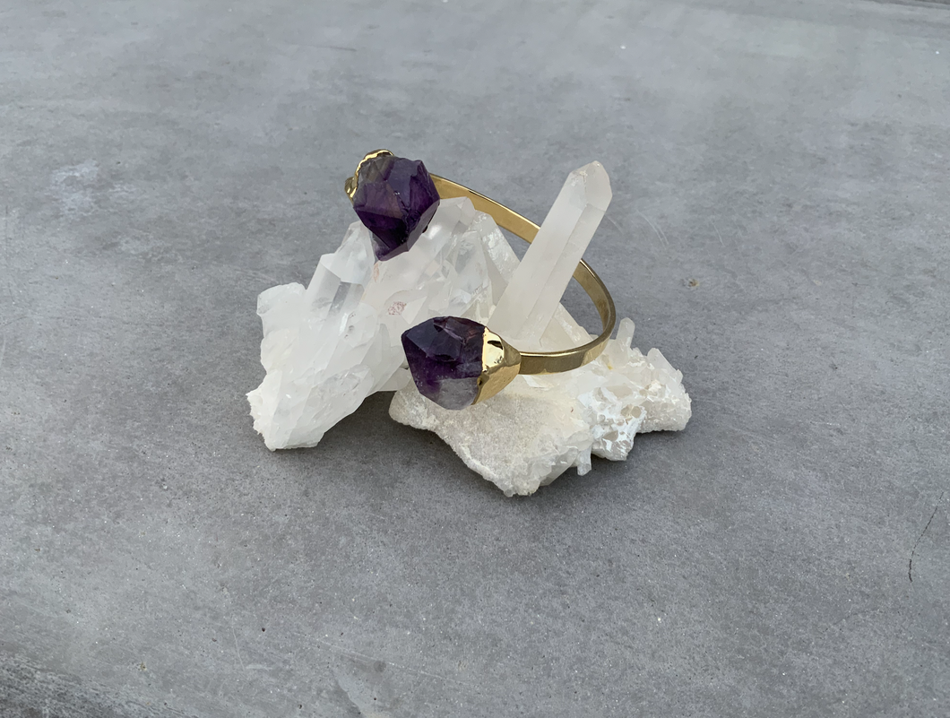 GEO Gold Amethyst Point Cuff