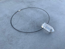 Load image into Gallery viewer, Quartz Point Black Choker
