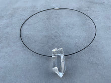 Load image into Gallery viewer, Quartz Point Black Choker
