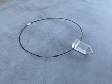 Load image into Gallery viewer, Quartz Point Black Choker
