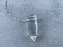 Load image into Gallery viewer, Quartz Point Silver Choker
