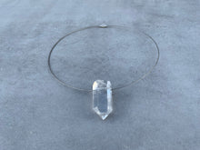 Load image into Gallery viewer, Quartz Point Silver Choker
