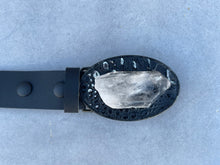 Load image into Gallery viewer, Large Quartz Crystal Oval-Shaped Belt
