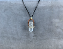 Load image into Gallery viewer, Medium Quartz Point Necklace
